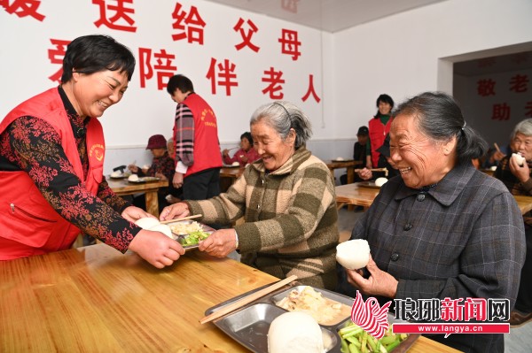 越南最新,越南最新動態(tài)，經(jīng)濟、科技、文化與社會發(fā)展的多維視角