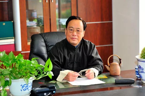 張明才副司令被抓視頻|洞察釋義解釋落實(shí),關(guān)于張明才副司令被抓視頻，深入洞察、釋義與落實(shí)的探討