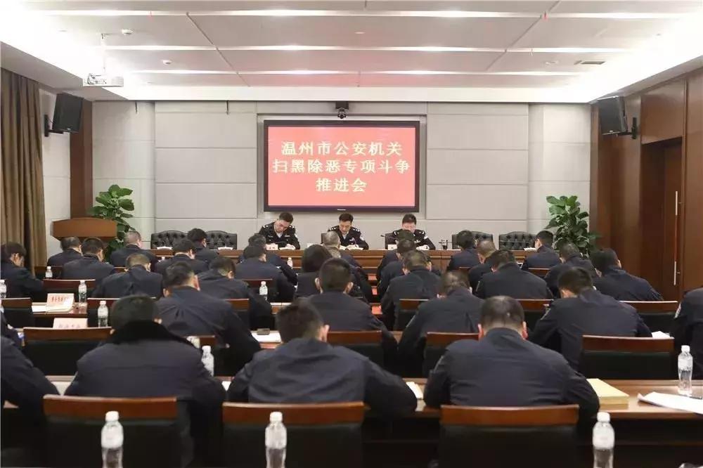 香港正版免費大全資料|英語釋義解釋落實,香港正版免費大全資料，英語釋義解釋與落實的重要性